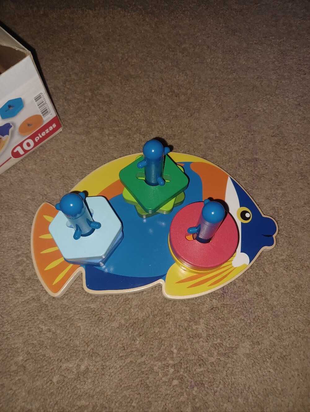 Fish Stack & Sort Puzzle - Multicolor - Picture 3 of 5